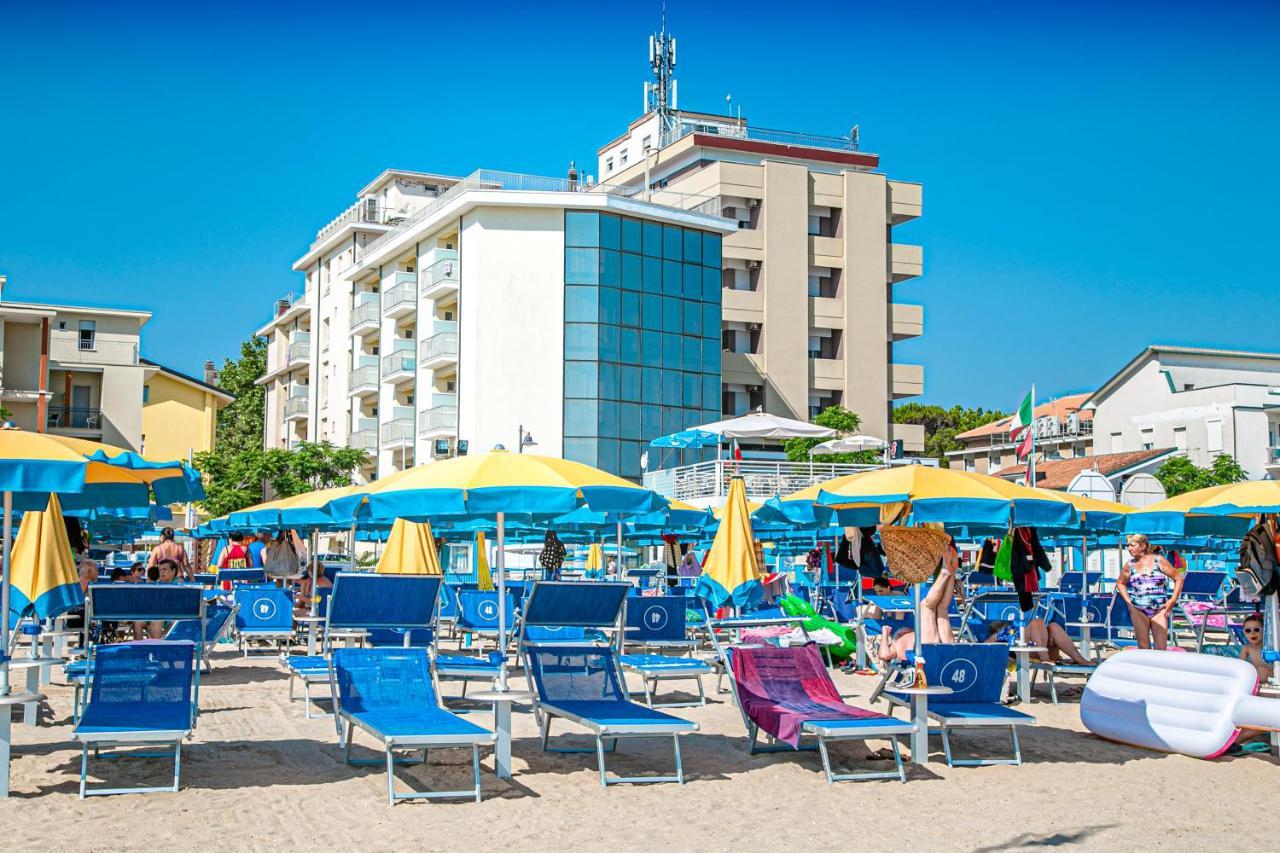 Hotel Ambasciatori Bellaria-Igea Marina Esterno foto