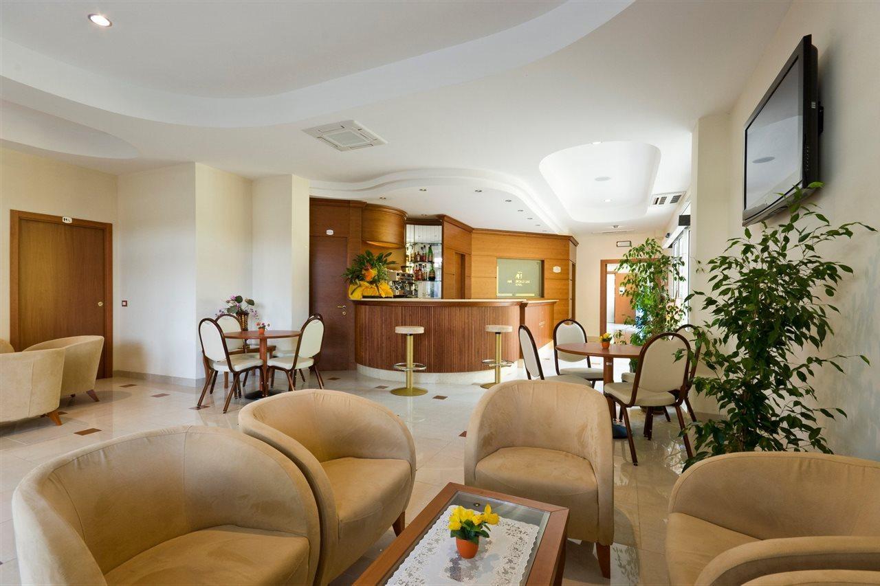 Hotel Ambasciatori Bellaria-Igea Marina Esterno foto