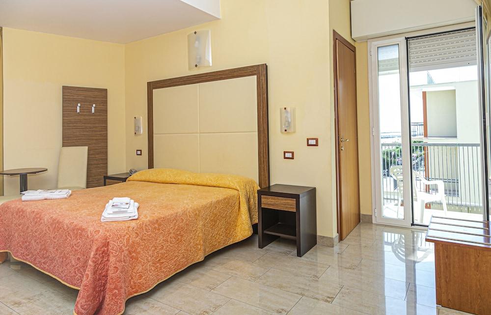 Hotel Ambasciatori Bellaria-Igea Marina Esterno foto