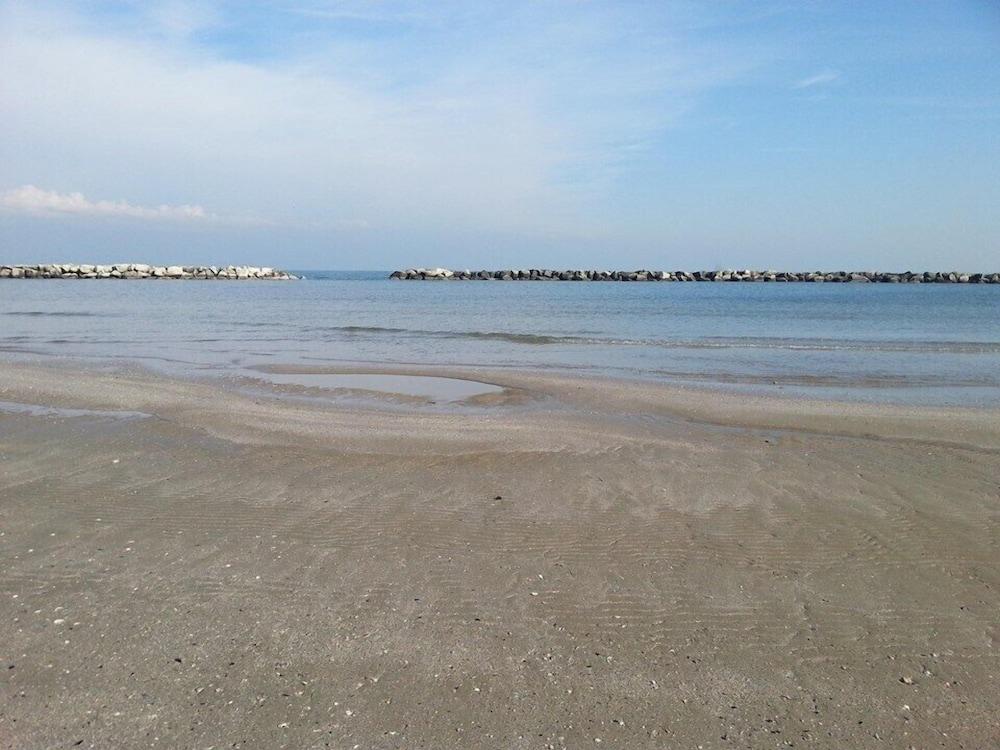 Hotel Ambasciatori Bellaria-Igea Marina Esterno foto